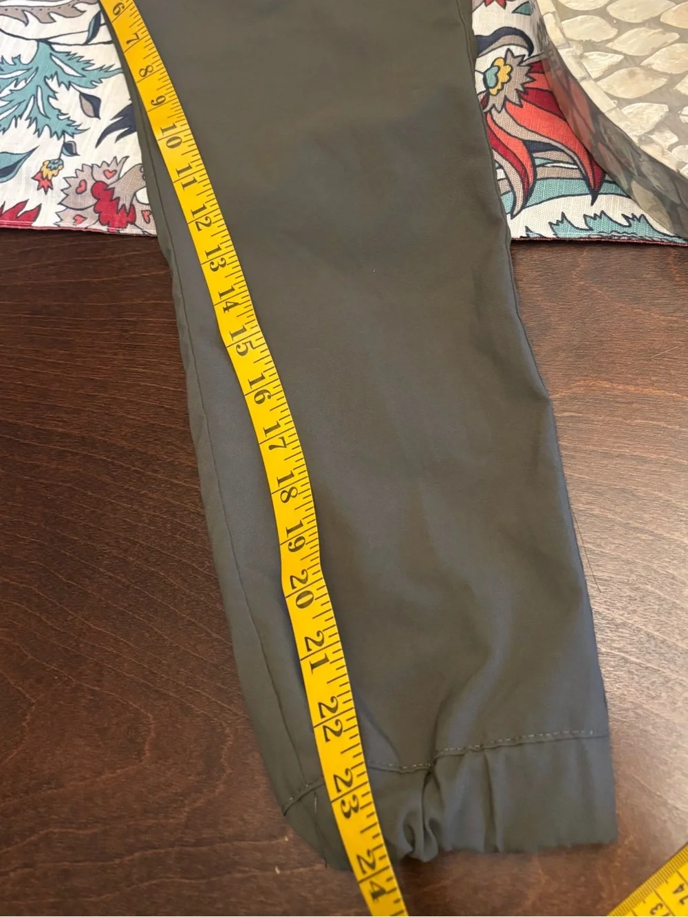 The North Face Boys Size 10  FlashDry Performance Jogger Hiking Pants